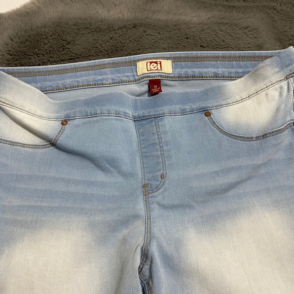 lei Denim - Lei Jeggings